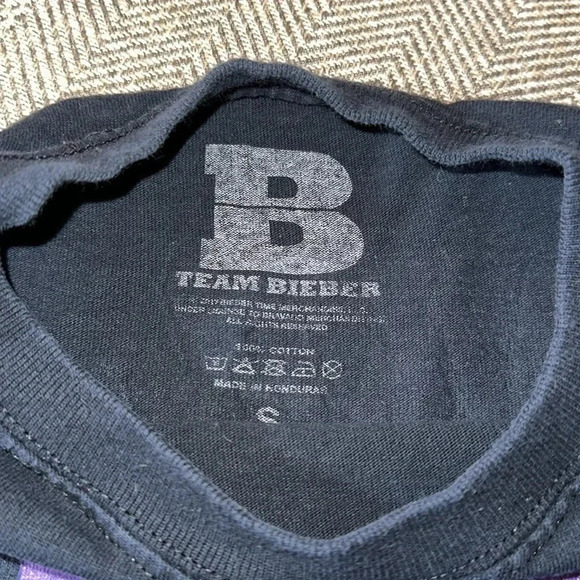 justin Bieber stadium tour concert short sleeve black t/shirt size small unisex - Picture 4 of 4